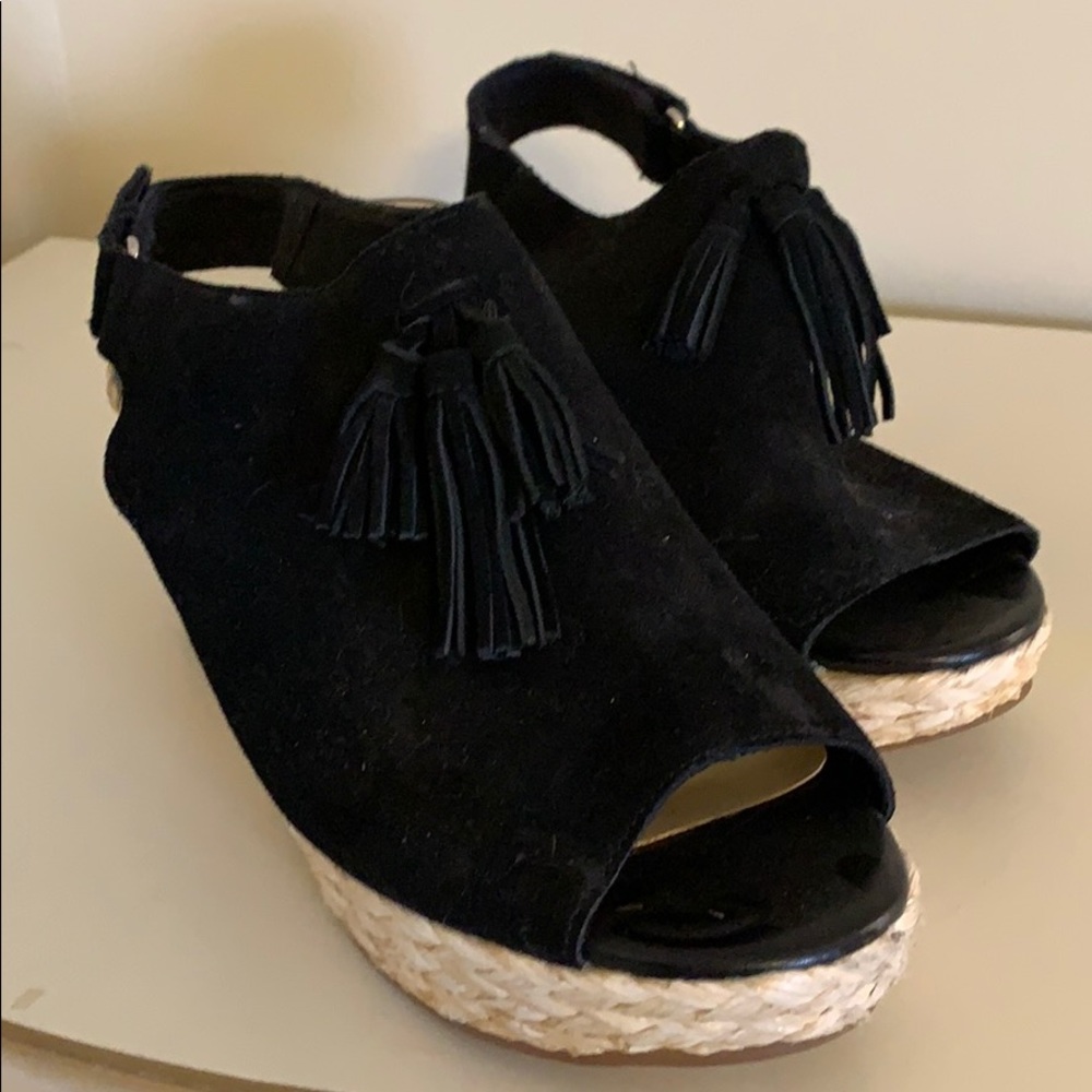 Isaac Mizrahi Black Suede Wedge Shoes - Picture 2 of 4